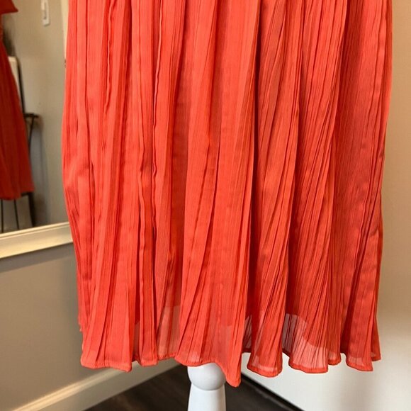 NWT BB Dakota Tangerine Garland Crepe Halter dress, Size 10 - Picture 12 of 16